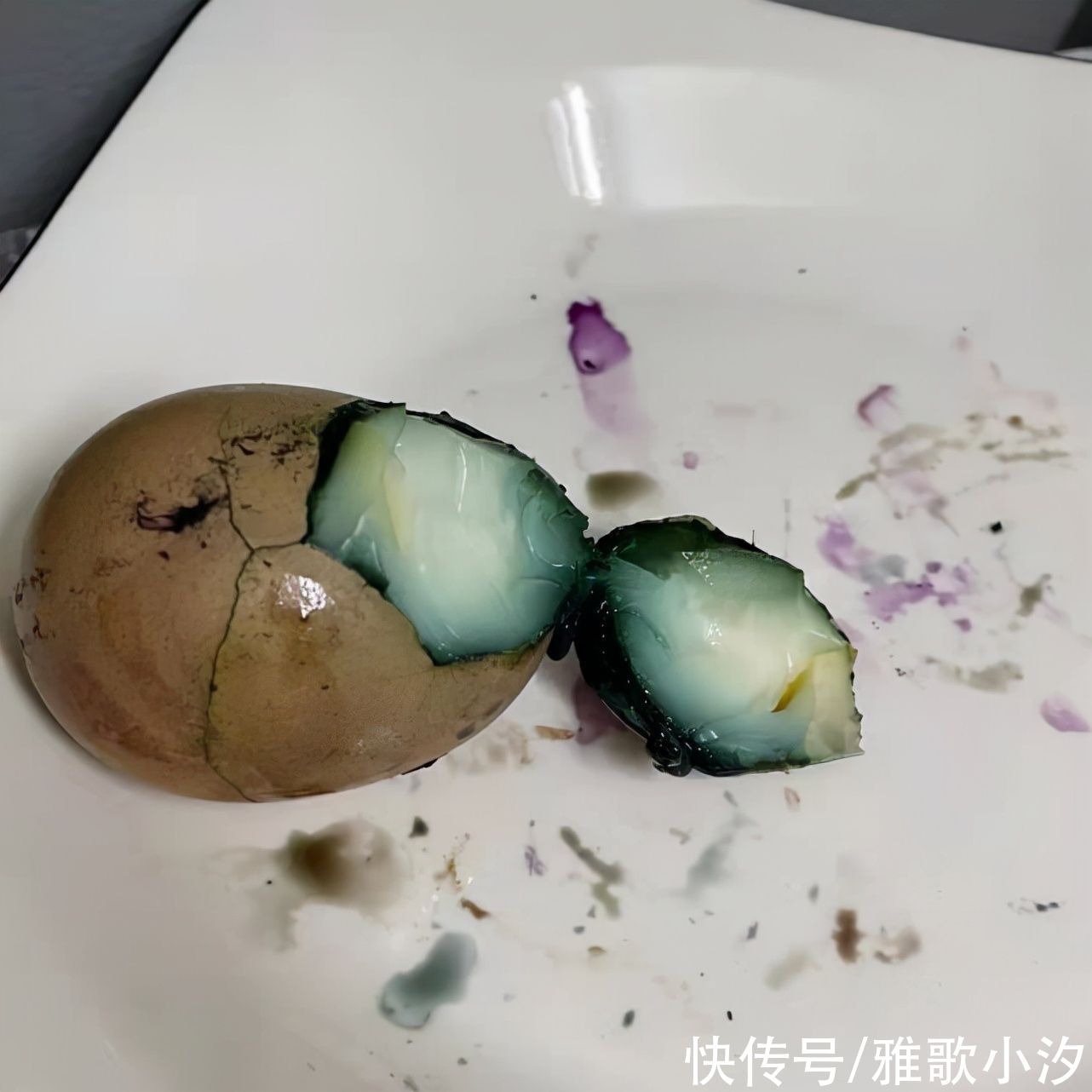 不要把鸡蛋和紫薯一起煮,不然,你会忍不住笑的