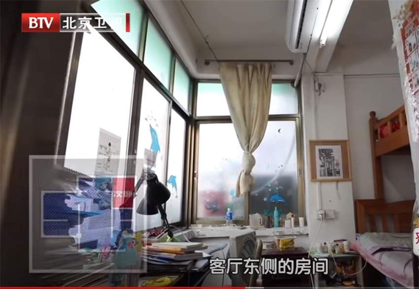 居室|广州一家5口挤51㎡老房，衣柜隔房间爷孙天天睡阳台这能行吗