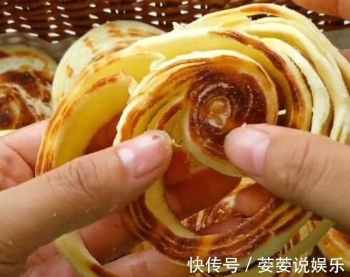 3个鸡蛋，一碗面粉， 做层层酥香的鸡蛋饼，出锅10个不够吃