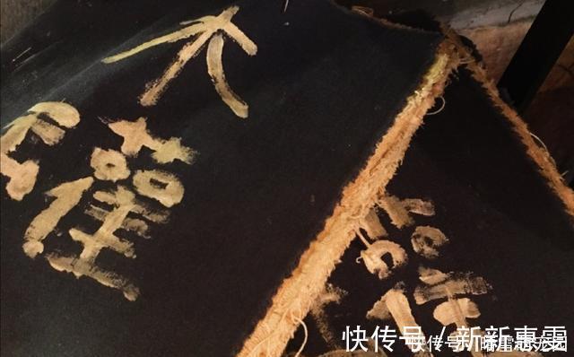 菜单@村里高手写的菜单,这书法水平,就问你一句:服气么