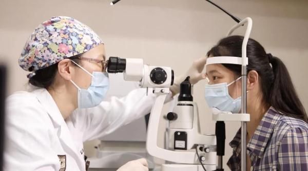 泪液|网红“洗眼液”爆卖，有人竟用出病了，医生这么说