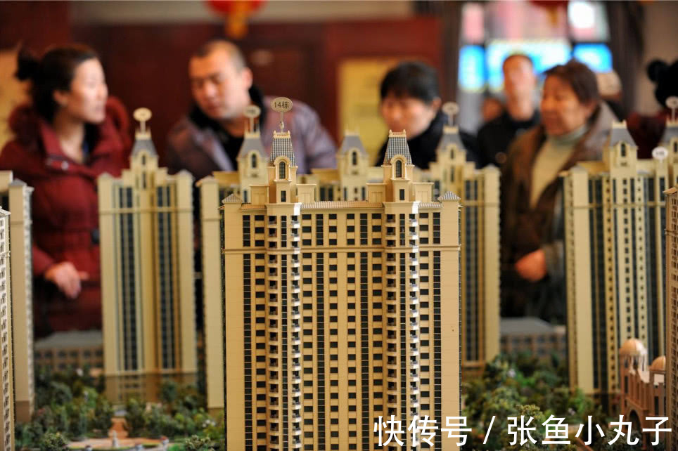 售楼小姐|二期房相比一期房来说有什么差别吗?售楼小姐无奈透露背后的猫腻