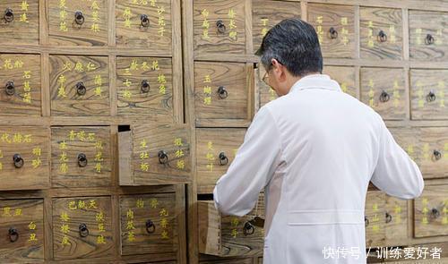 简明中医皮肤病学|总起“风疹块”,就是脾虚一张治慢性荨麻疹的医案,请认真体会