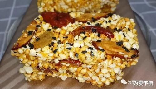 大米扔进滚烫的油锅里，5秒瞬间变美食，吃一口就爱上了，真的太好吃了