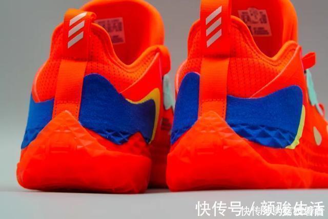 ren当之无愧的旗舰款!哈登5代能成为下一款划时代的战靴吗