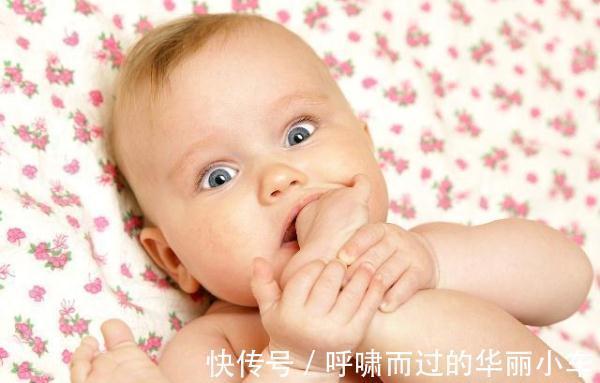 行为|孩子这三个行为出现越早,说明大脑发育非常好,你们家孩子有吗