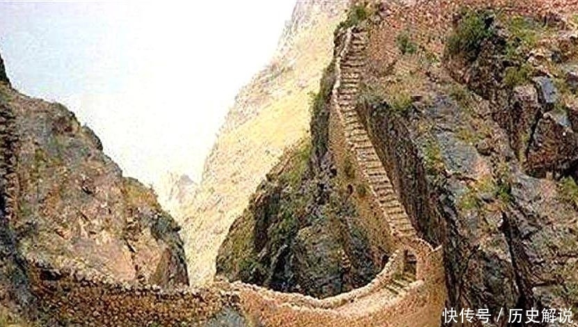 桥梁|世界上“最古怪”的桥，400年前就存在，建造之谜却无人知晓