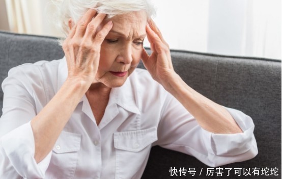 降下来|一种零食是高血脂的“宿敌”,每天吃一点,血管干净,血脂降下来