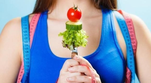 西葫芦|晚上是减肥“黄金期”,3种食物经常吃,排毒燃脂降体重!