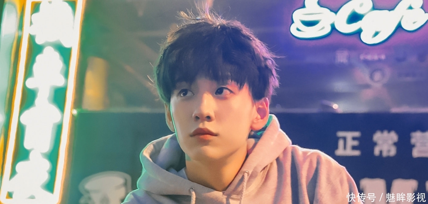 《青春有你3》被叫停,余景天触及底线退赛,节目组连夜公关