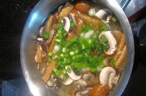 早餐吃它老公从不赖床,三天两头喊我做,10分钟上桌,我特乐意做