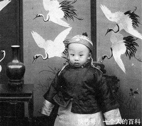 剩饭|皇帝其实吃的都是剩菜剩饭,没想到他才是最悲惨的,从小饿到大!