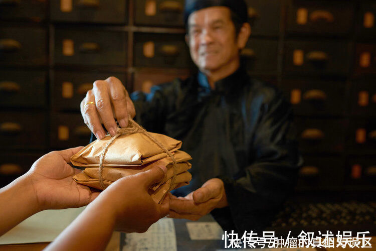 癌症|中医院独创“九世玄极草”,不手术不化疗即可歼灭肿瘤,靠谱吗?