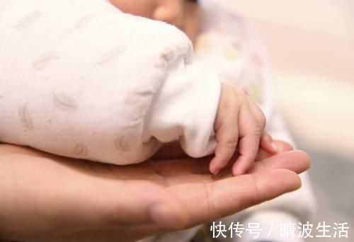 孩子|剖腹七层生下你,你却让我变“独眼”,宝妈:别让孩子伤害了你