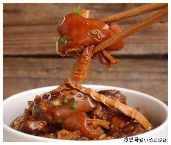 猪蹄|适合招待客人的家常菜！美味又营养，在饭店却很贵，菜谱分享给你