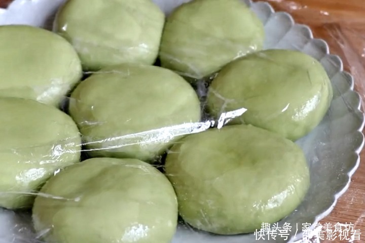 韭菜|韭菜饼怎么做最好吃,牢记5大步骤,简单营养又美味,全家最爱