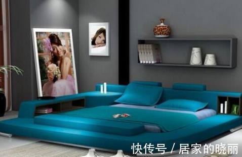 卧室|年轻人的卧室都不买床了,榻榻米的设计才够潮