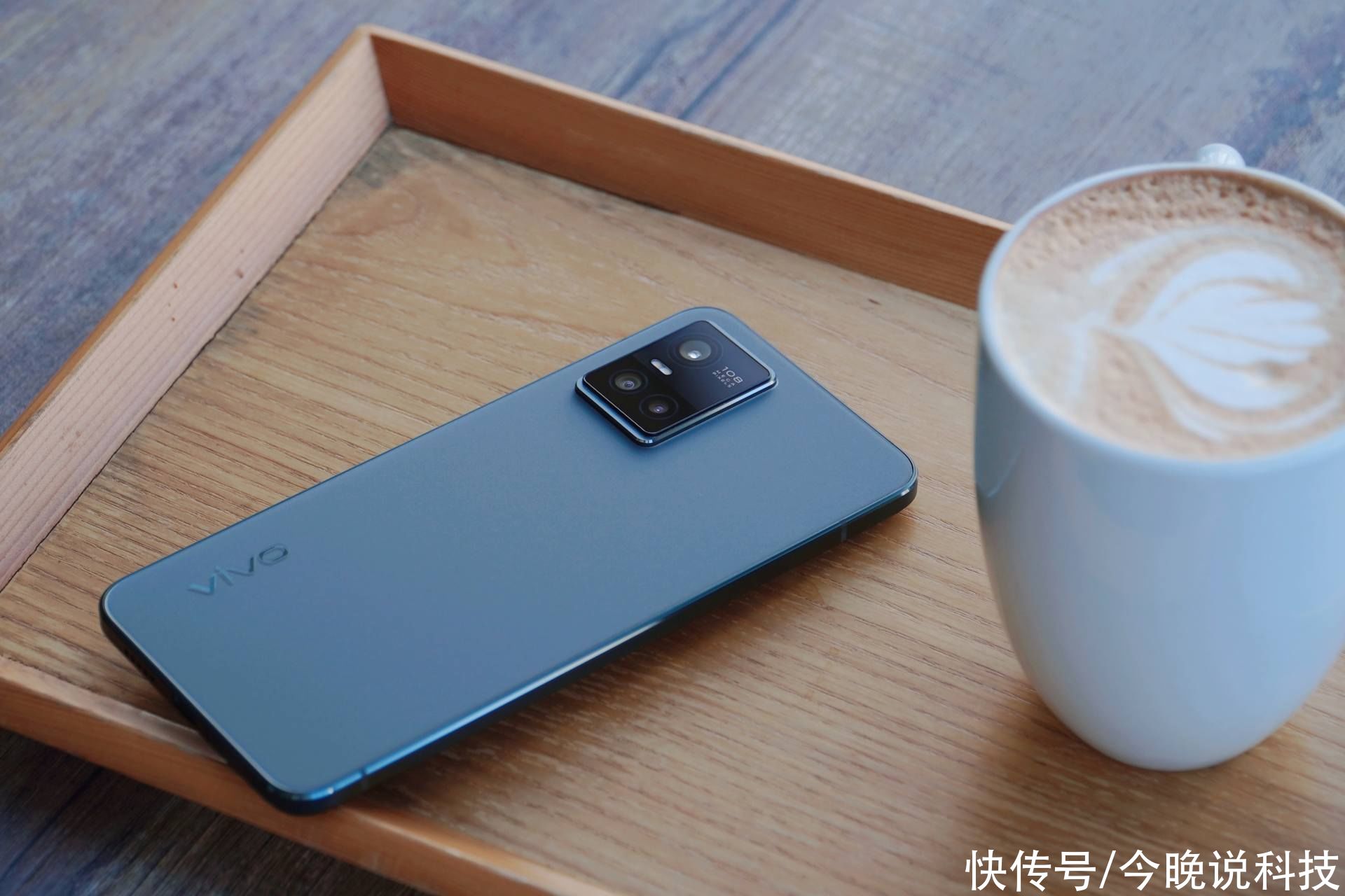 机身|vivo S10 Pro图赏，这就是“别人家的孩子”？