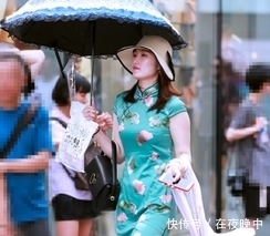 白皙|街拍:白皙靓丽性感的妹子,搭配有致给人非常轻松的感觉!