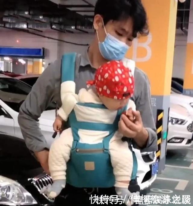 超市|一家三口逛超市,回家后发现宝宝手里有东西,妈妈纠结是否还回去