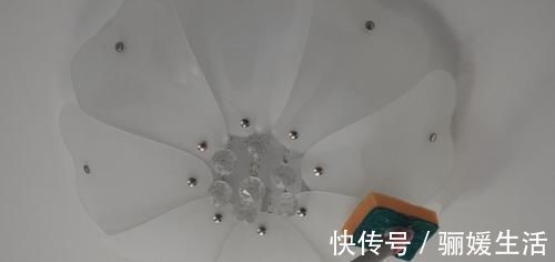 手杆|你家里有用旧不要的百洁布吗?这个用途太聪明了,越早知道越好