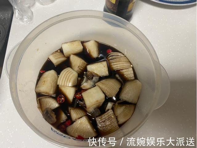 腌萝卜用白醋还是陈醋专业厨师传授技巧，简单快手又脆爽