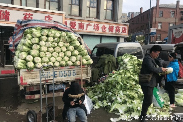  吃完|东北人冬天囤500斤白菜，都是怎么吃完的当地人说多了都是泪