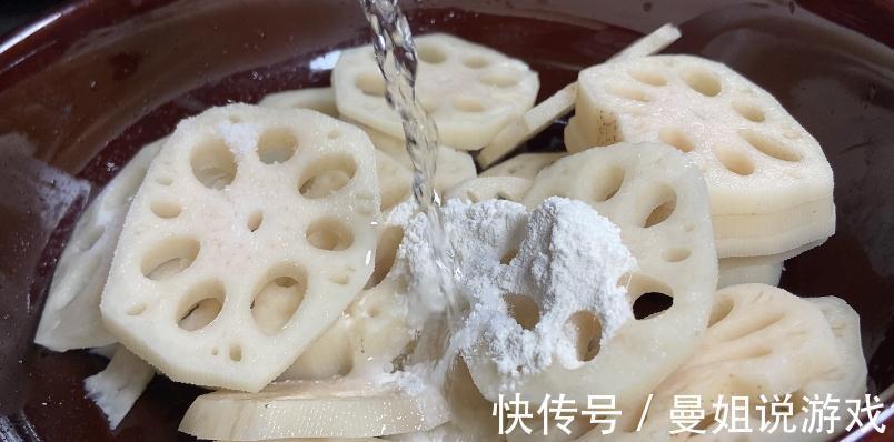 洗莲藕只用清水洗,相当于吃泥土,大厨教我一招,泥土虫卵跑光光