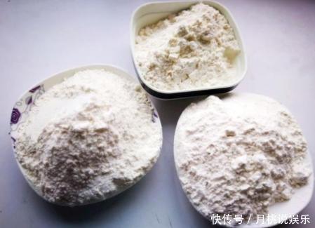 小苏打|灶台脏那就用3个方式，香蕉皮帮助你解决“麻烦”