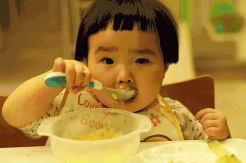 孩子|张教授提出了儿童早餐的“两不原则”！科学饮食帮孩子长成大高个