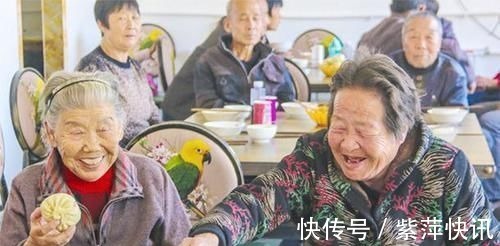 消气|不论男女,50岁后坚守“3快2慢”准则,晚年健康生病少,更长寿