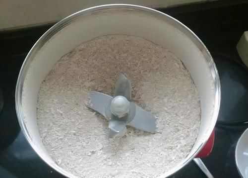 鸡蛋壳|拿到蛋壳别急着养花，按“这要求”处理，给植物施肥才不出问题