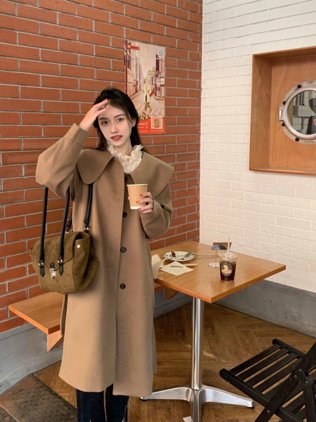 毛呢|冬天想要穿出高级感?一定要试一试灰色和粉色的搭配,高级又时尚!