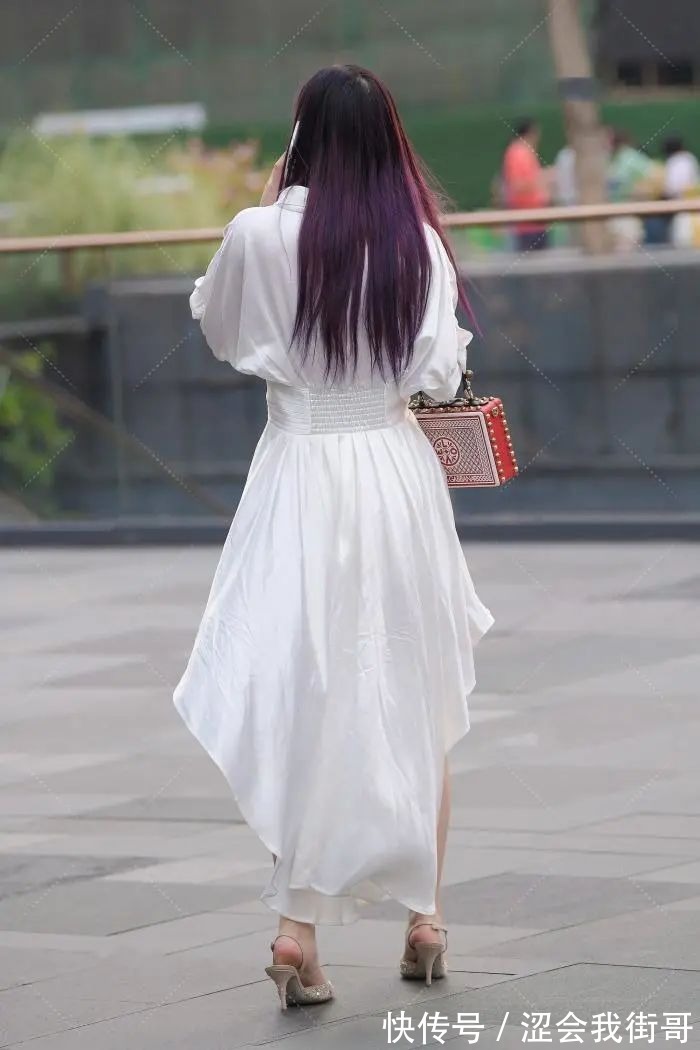 燕尾服 时尚小姐姐恰似燕尾服般大气端庄