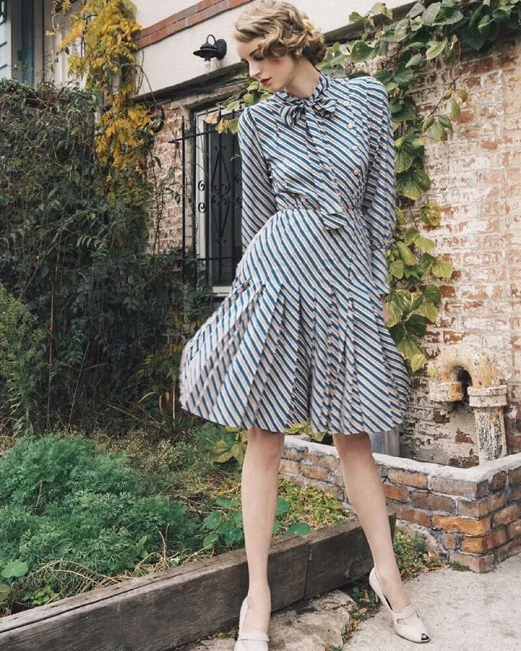 丰满|胸大腰粗上身丰满，怎么穿最显瘦？