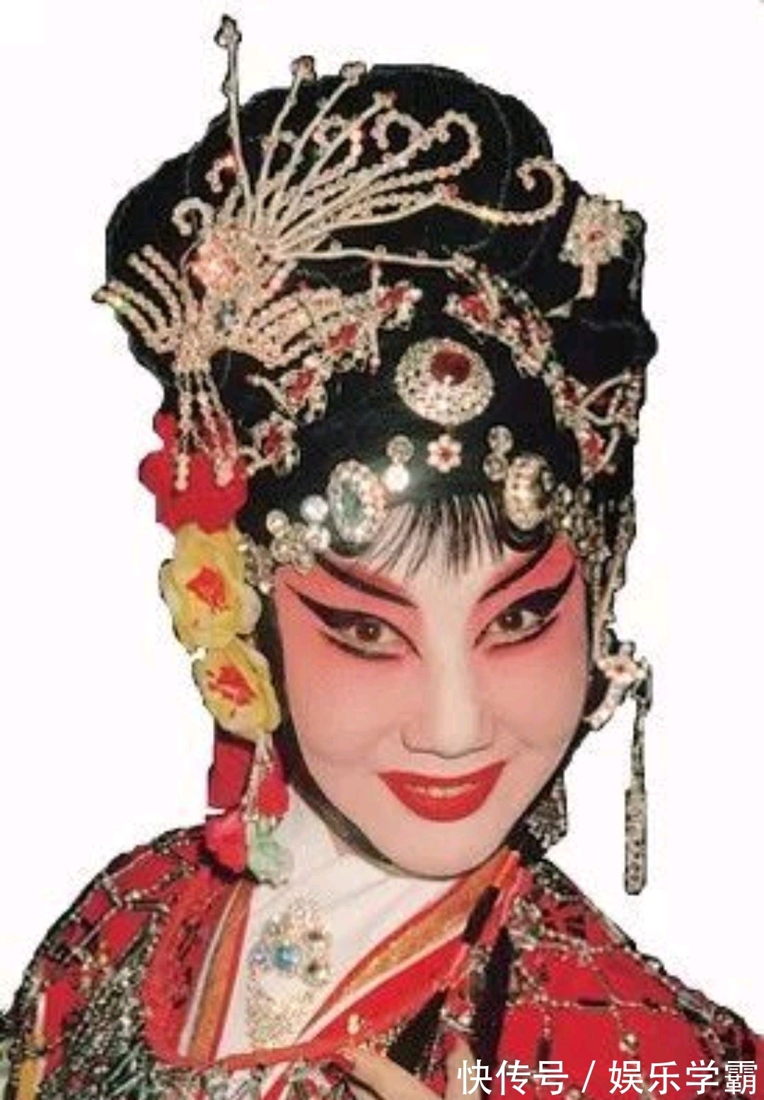 新风伴元宵睦邻连两城——临清青年路街道幸福邻里市集热闹开集