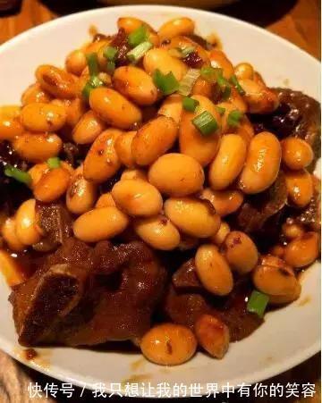 入口鲜香几道家常美食，有荤有素，好吃入味，家人吃的津津有味