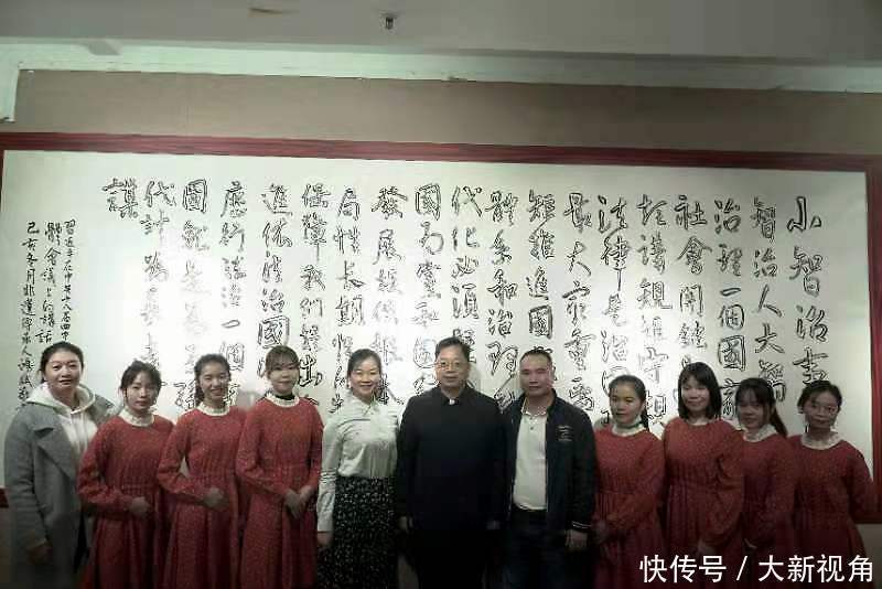  近日|苏鸿斌非遗双钩书法展近日于暨南大学展出