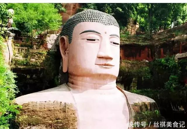 乐山大佛修复后变脸“小鲜肉”,但比这些失败案例强多了