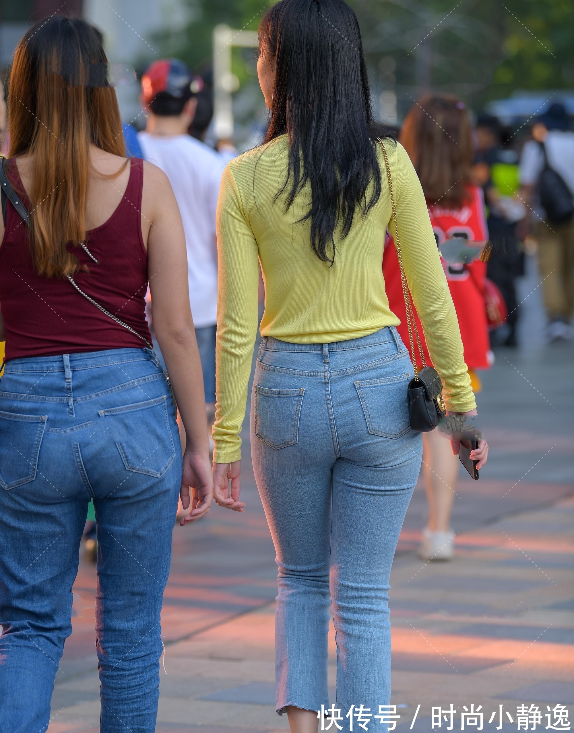 针织衫|亮黄色针织衫这样穿,清新雅致明艳动人,展示朝气蓬勃的青春