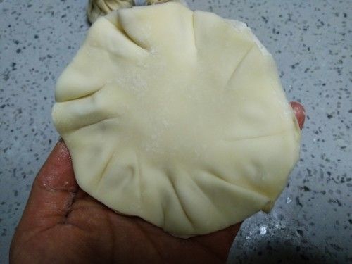 饺子皮|宝藏小吃烧麦,做法很简单,多做一点冷冻起来,想吃蒸一下就行