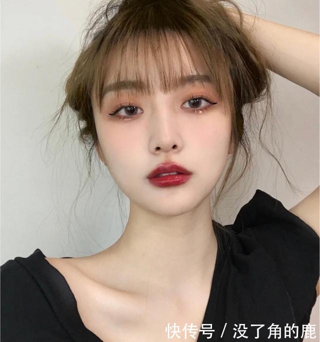 颜色|精致女生都喜欢这四只口红,气质显白又小女人,阿玛尼400占一个