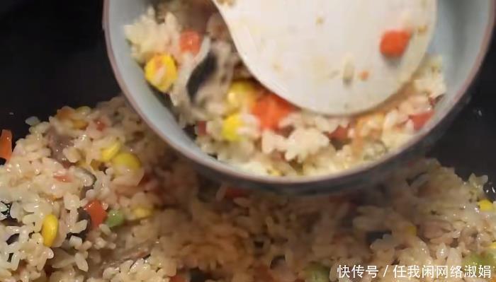 玉米|家人爱吃的番茄焖饭,简单的烹饪,丰富的食材,鲜香味美又营养