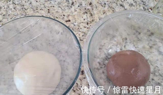 棋格双色吐司|棋格双色吐司 交叉美 学会这一招 想做抹茶做抹茶 想做可可做可可!