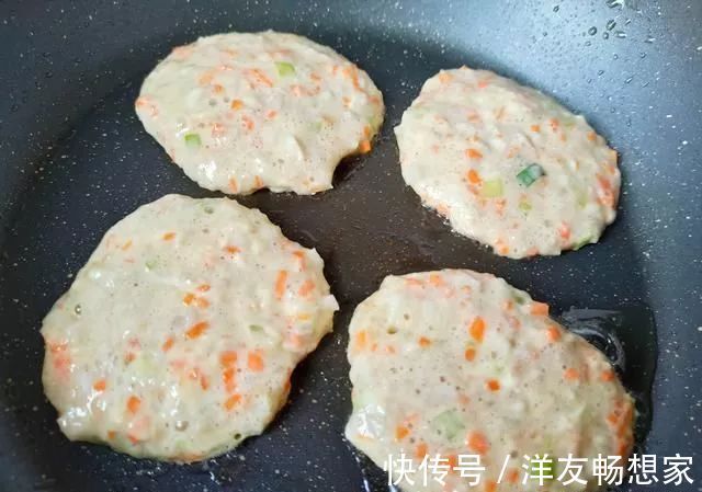 山药鸡蛋饼|一根山药,2个鸡蛋,简单一做,比面包还香,再挑食的孩子也爱吃!