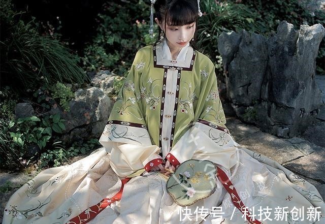 可可@商家把顾客当瞎子系列,文物图对比形同虚设,网友你在逗我!