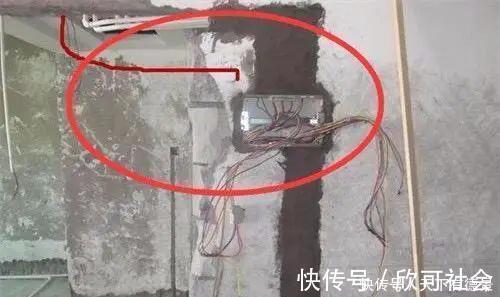 老师傅|我家的电线这样布，老师傅都差点笑出声，后悔不懂被骗惨了！