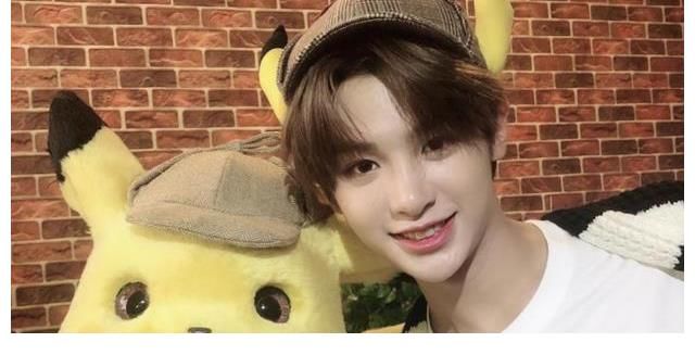 蔡徐坤|同選秀出道，冠軍蔡徐坤將開個(gè)人演唱會，季軍陳立農(nóng)坐輪椅惹人疼