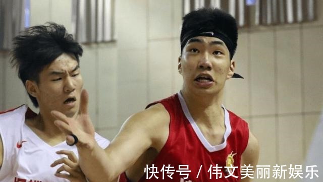 中国男篮大将住院治疗,杜锋爱徒离队,CBA争冠起波澜