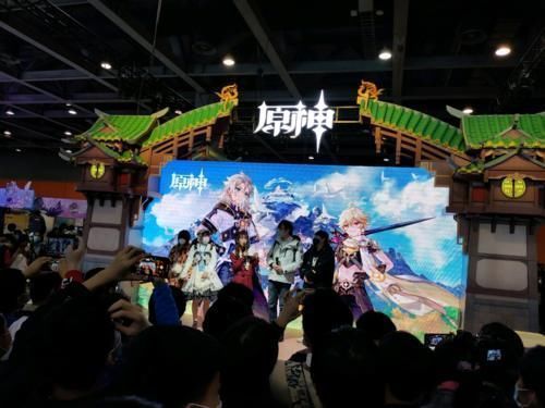 萤火虫|原神参展萤火虫,钟离cv突然出现,无意逐鹿